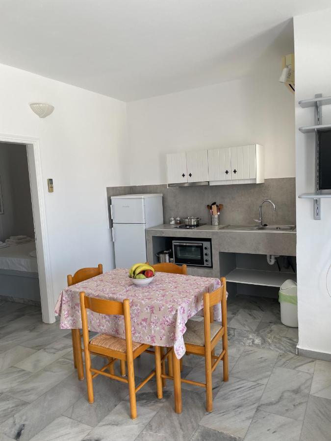 Country House Apartments 伊奥斯乔拉 外观 照片